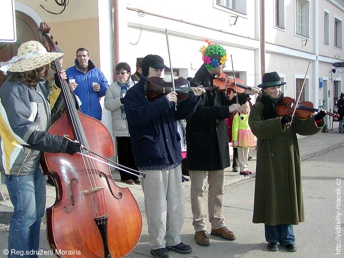 Regionální folklorní sdružení Moravia
