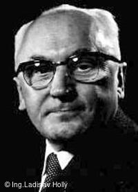August Scholtis